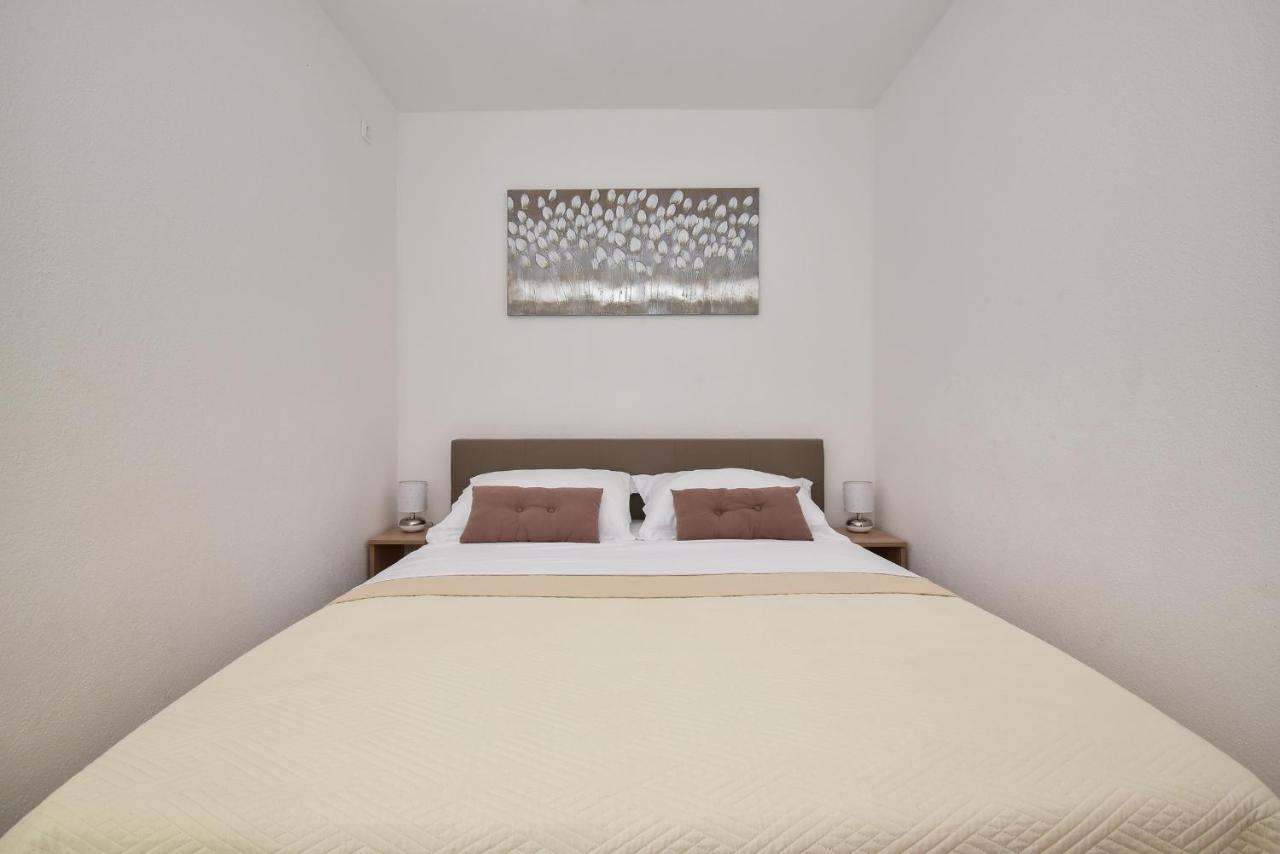 Apartman Mia Igrane Exterior foto