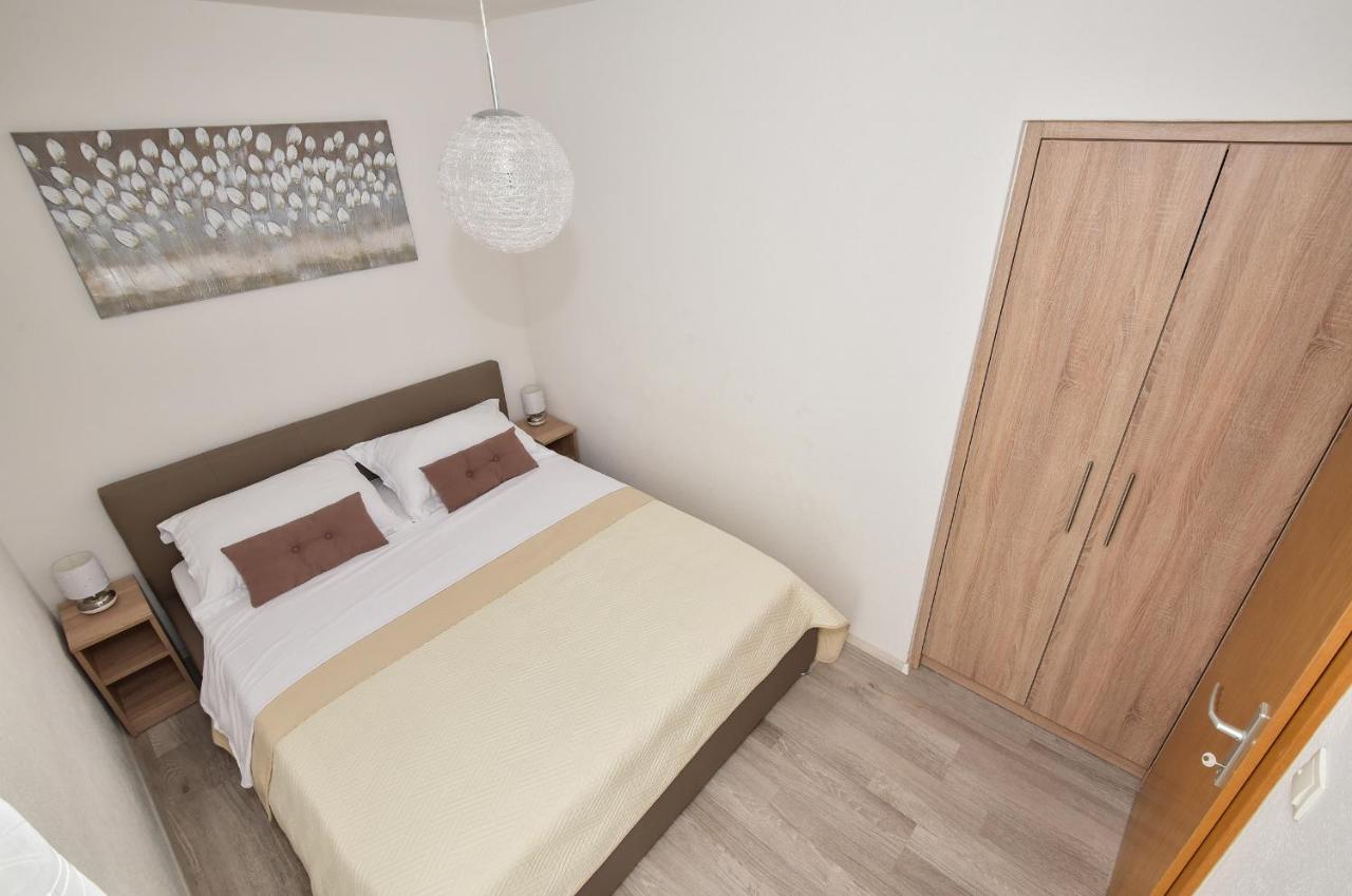 Apartman Mia Igrane Exterior foto